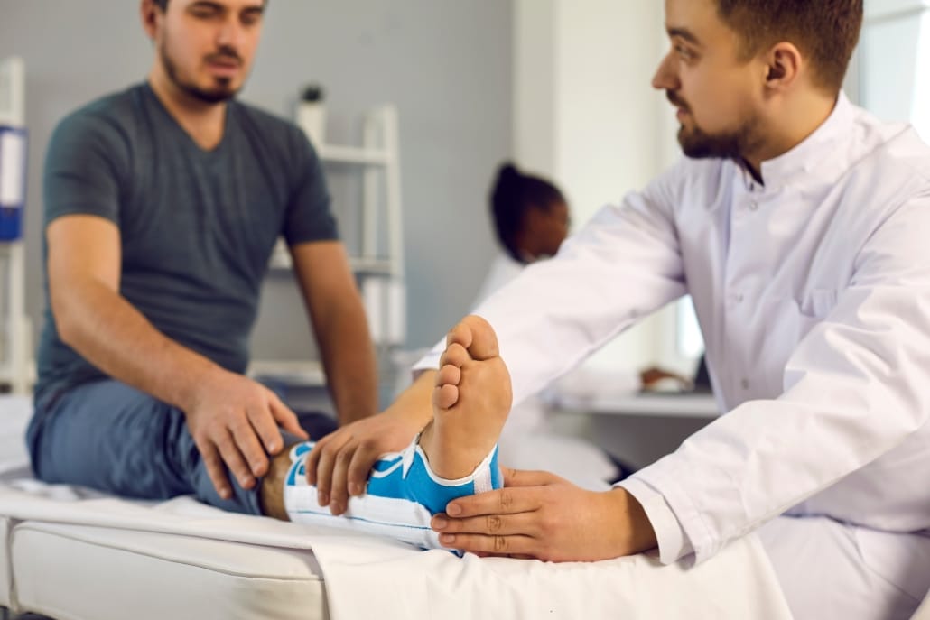 Step-by-Step Guide to Applying Splints & Casts