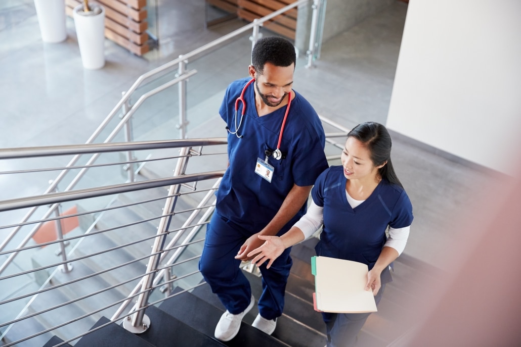 How to Choose the Best Nursing School