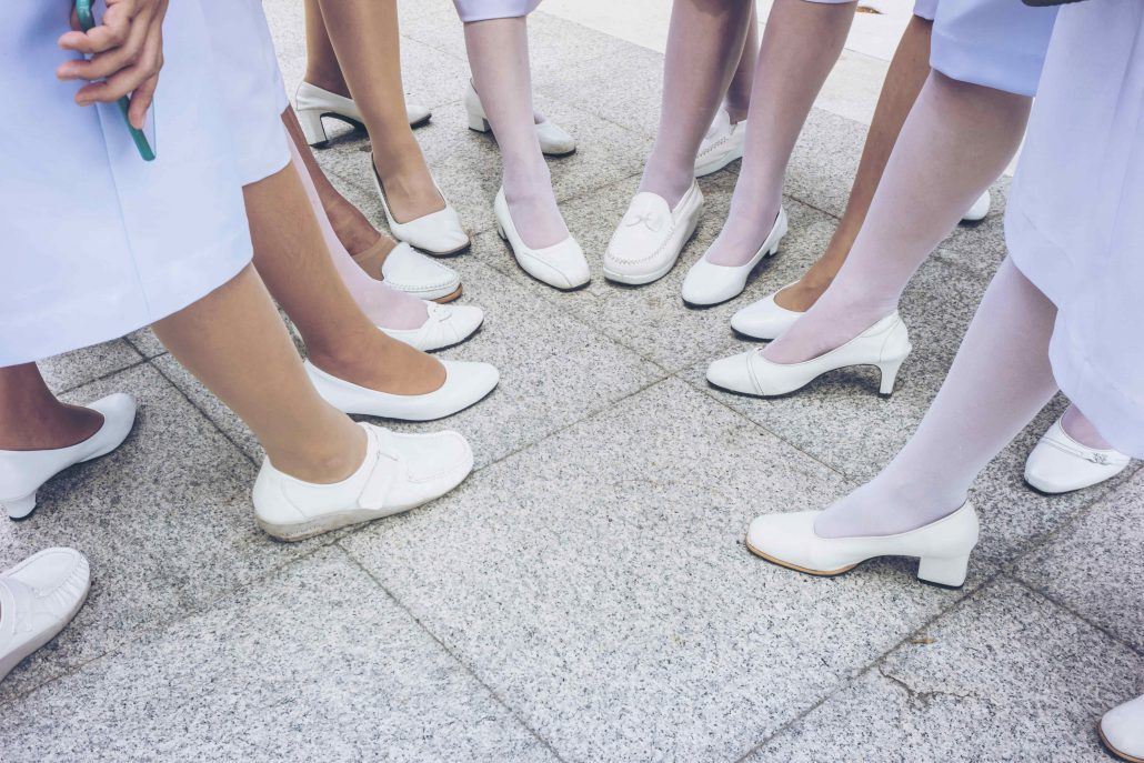Your Best Foot Forward: Choosing The Right Nursing Shoes